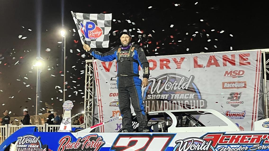 Gresham Dominates the Championship Feature at Charlotte