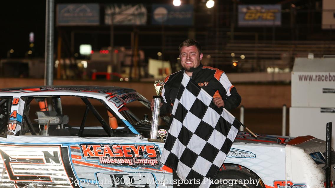 Nelson goes back-to-back in Hobby Stocks, Sauerman, Schmidt, Sachau, and Huggins also have a winning night