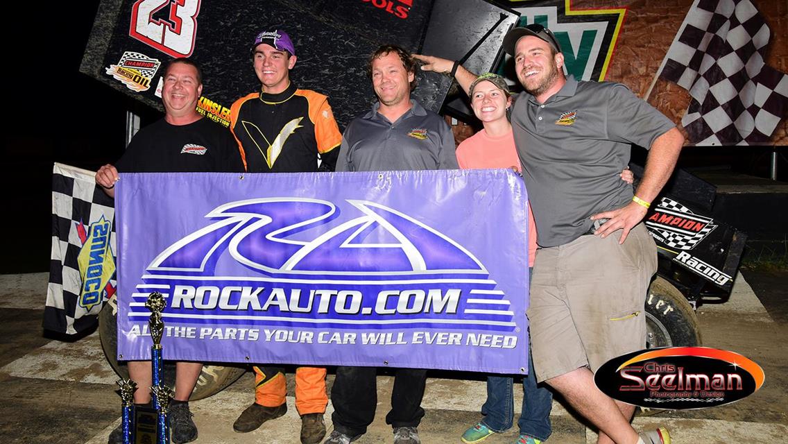 Starks Picks Up Fourth Victory in Last Month during Debut at Bubba Raceway Park