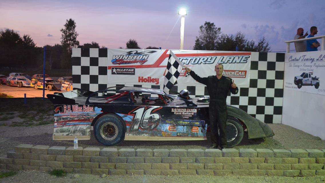 Fan Appreciation Night Crowns Seven Feature Winners