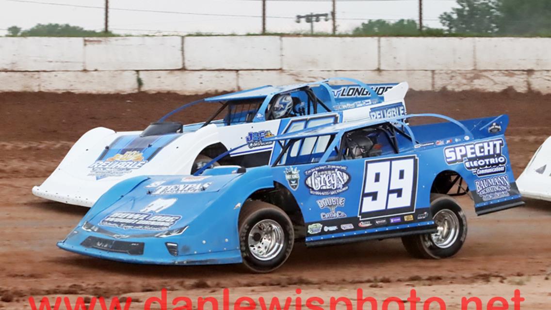 MIKE MULLEN DOUBLES UP ON OUTAGAMIE LATE MODEL, STOCK WINS