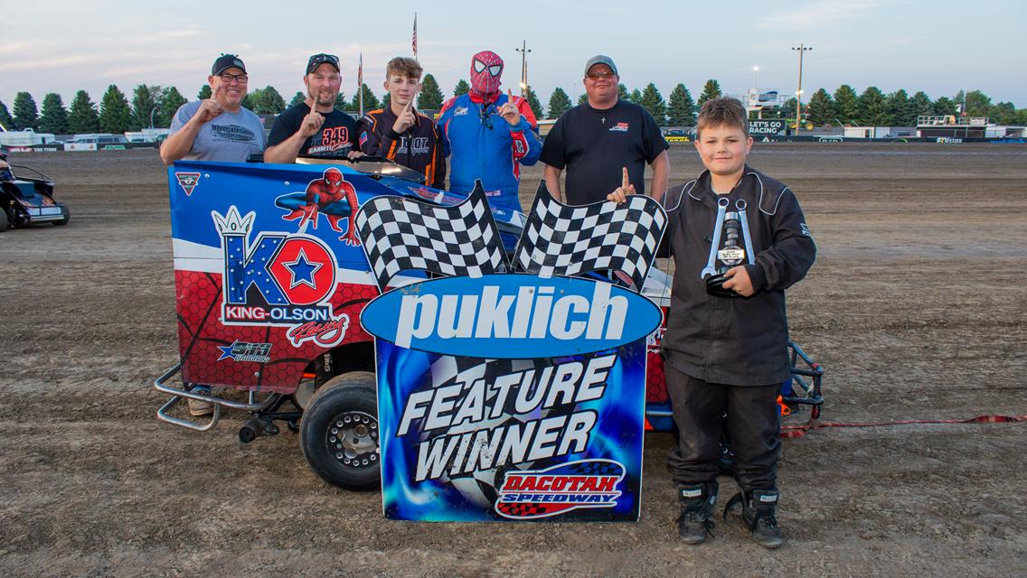 HALLGREN CAPTURES THIRD VICTORY OF THE SEASON
