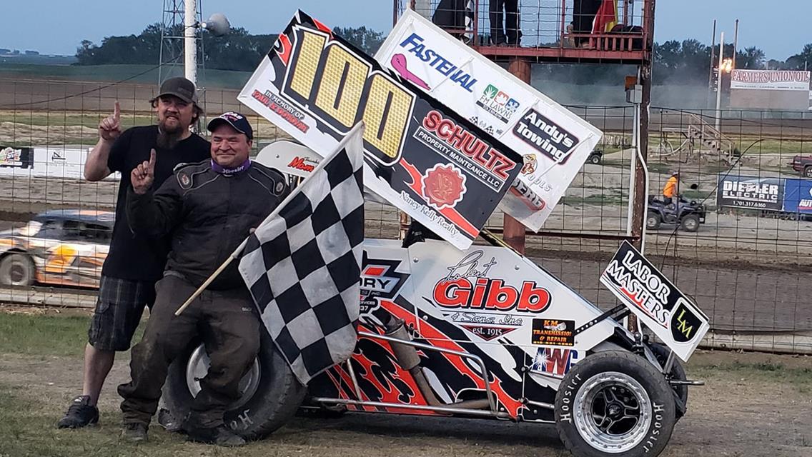 Jason Berg Earns First POWRi Minn-Kota Lightning Sprint Feature Victory