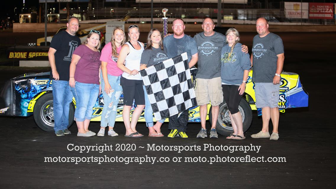 Dylan Thornton takes Modified win by inches