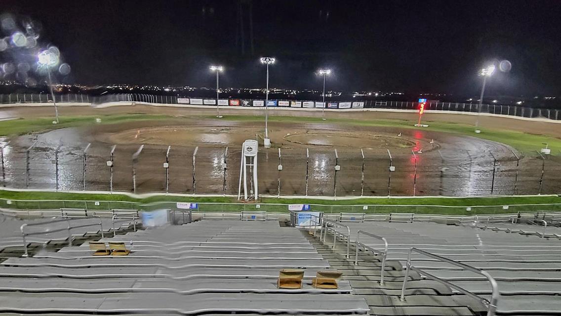Rain Stops Second Night Of The Steve King Memorial At Dodge City Raceway Park