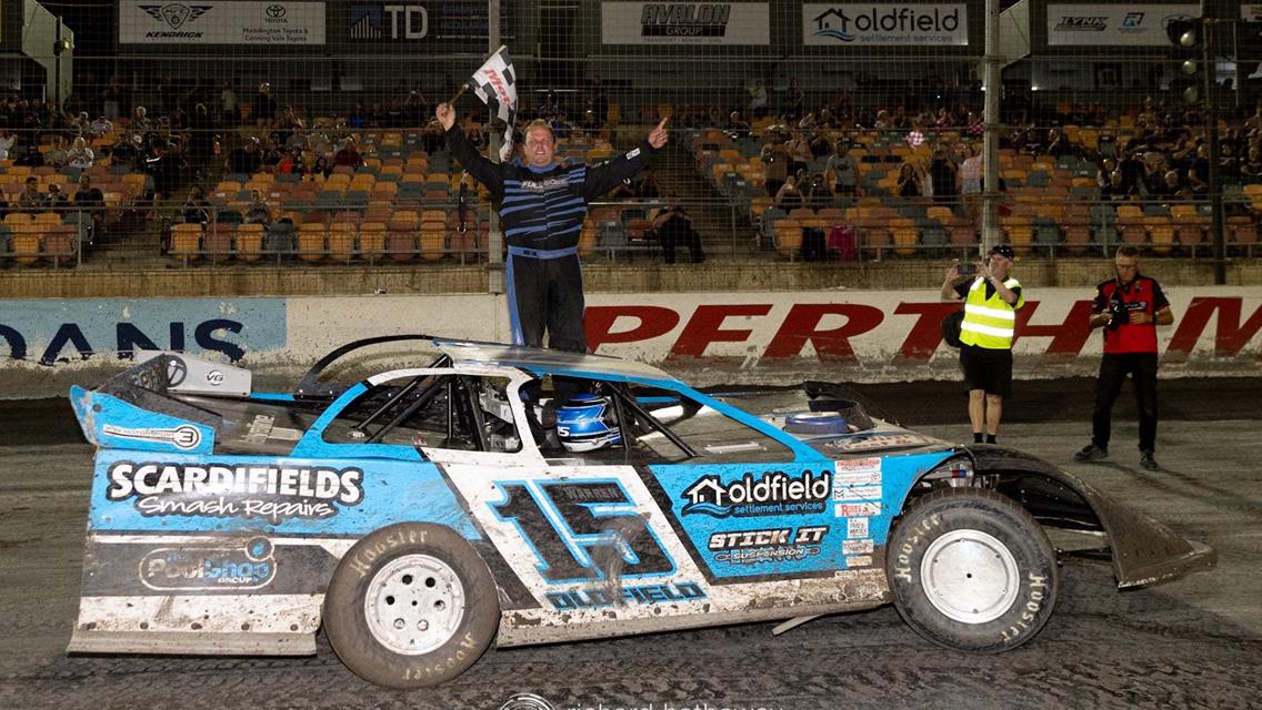 Warren Finishes Season on a High!