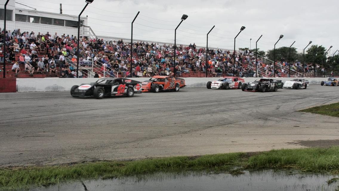 Sandusky Speedway with Four Divisions on tap for Saturday!