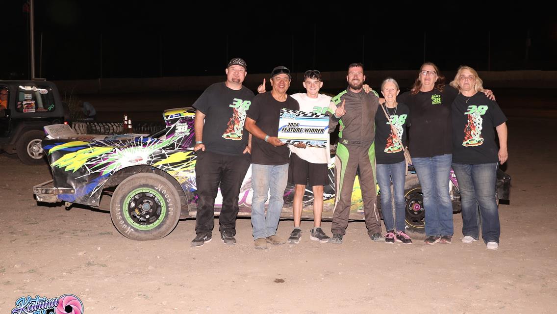 Hart Outduels Holbrook for Antioch Speedway Win