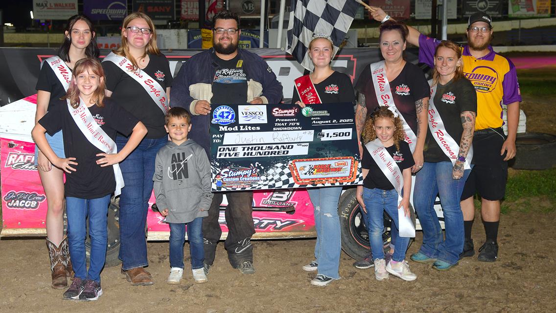 Vrbka, Down, Raffurty, Hurley, Harker &amp; Alley are victorious at That 70&#39;s Showdown