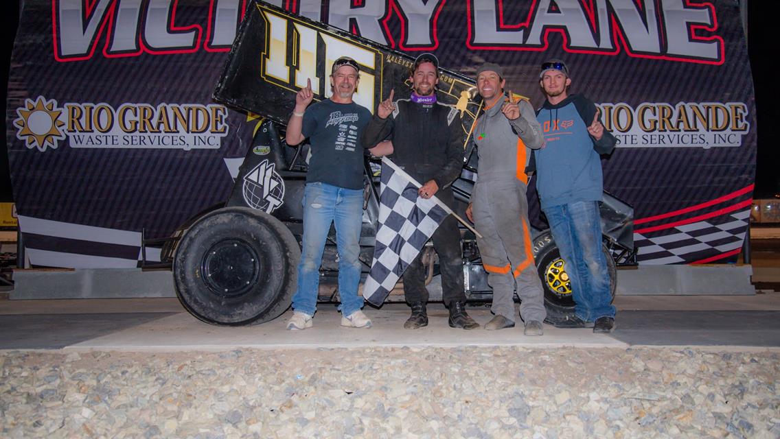 Vance Wofford Wins First Career POWRi Vado Wing Sprint Feature