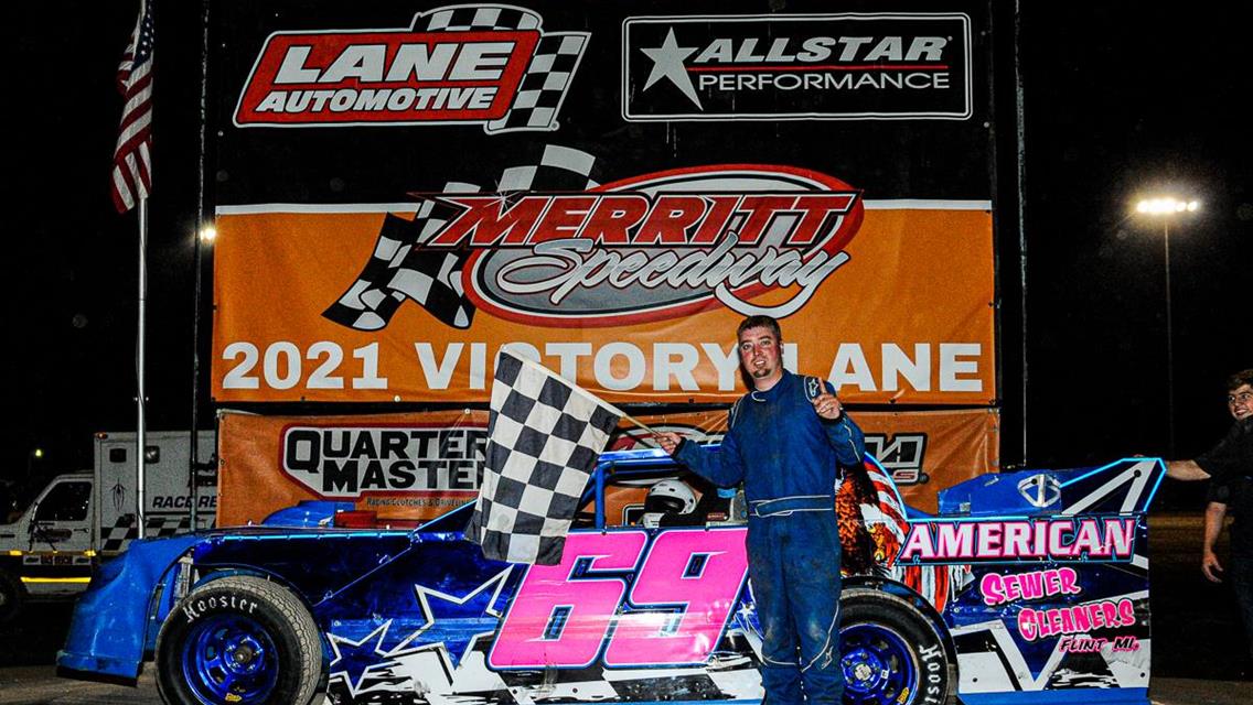 Stemler Collects $10,000 in Independence Day Special at Merritt Speedway
