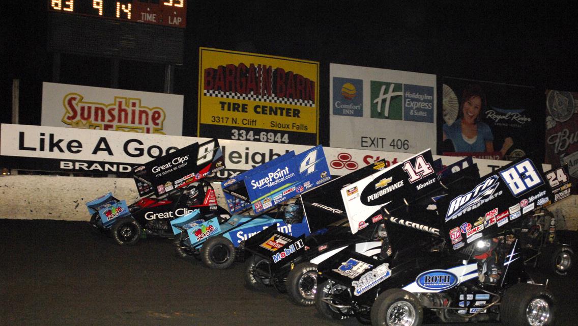 Race Day: World of Outlaws Sprint Cars!