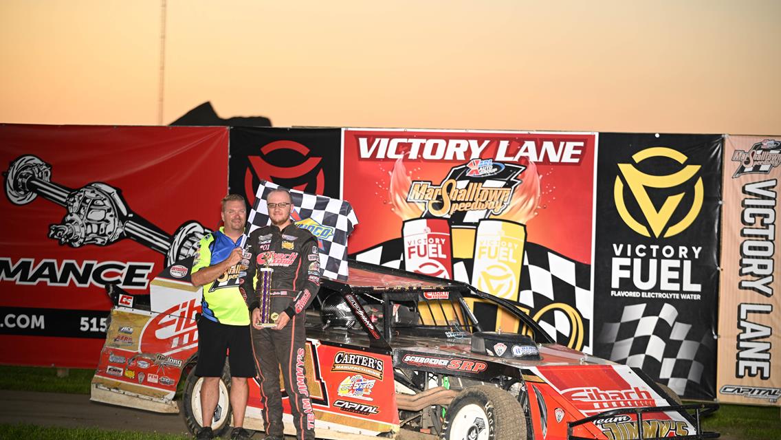 Schmidt Goes To Victory Lane. Berry, Graham, Carter Gray Return, Chandler Wins $500.00