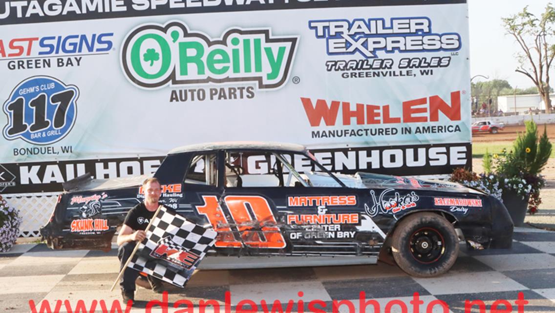 Schmidt, Woods, Stedjee, Vanderloop, Van Straten, and Kaufert Nab Independence Day Checkers