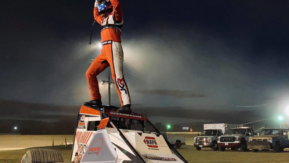 Mario Clouser Claims Charleston Speedway Victory with POWRi WAR