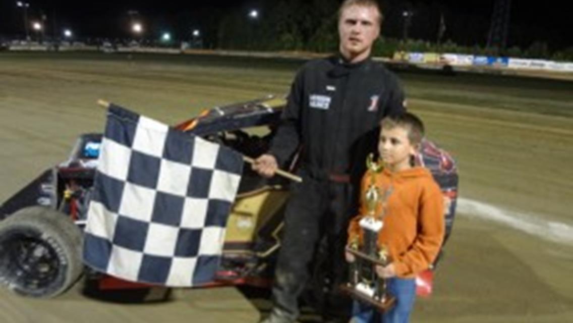JAMES HILL WINS 10TH IN MOD LITE TUSA FOUNDATION RACE