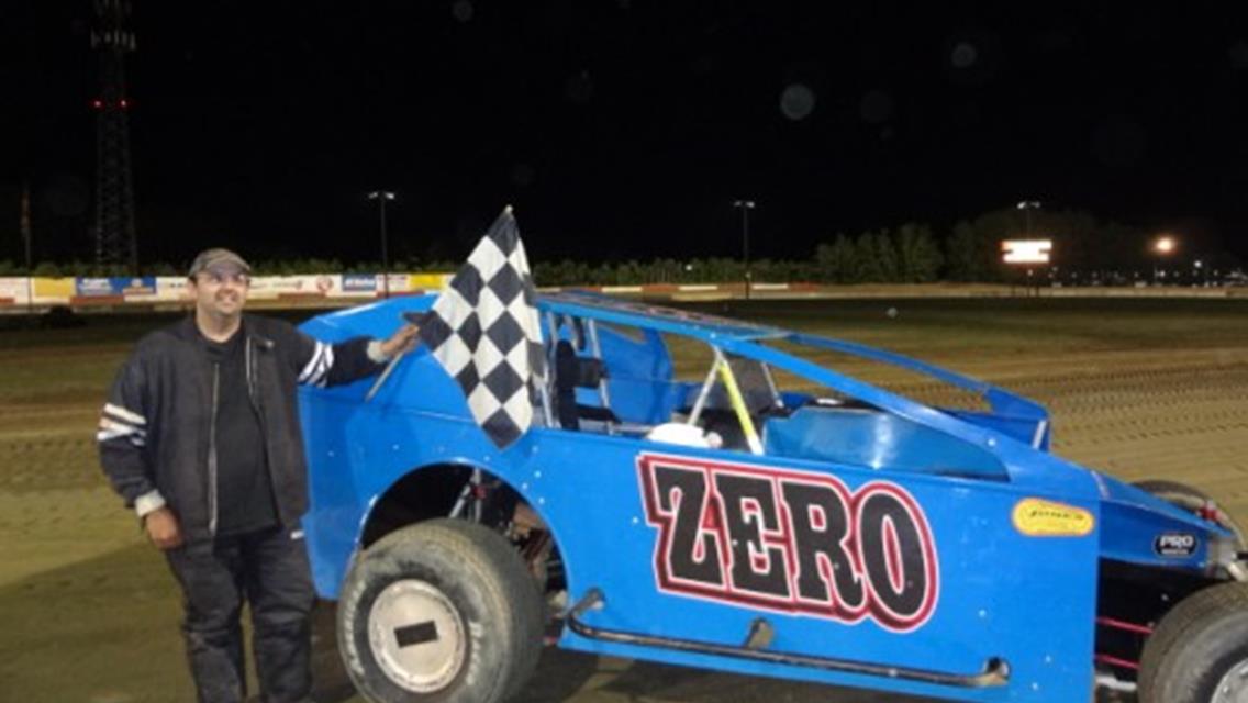 BRYAN BRASURE GETS CAREER 1ST IN AC DELCO MODIFIEDS