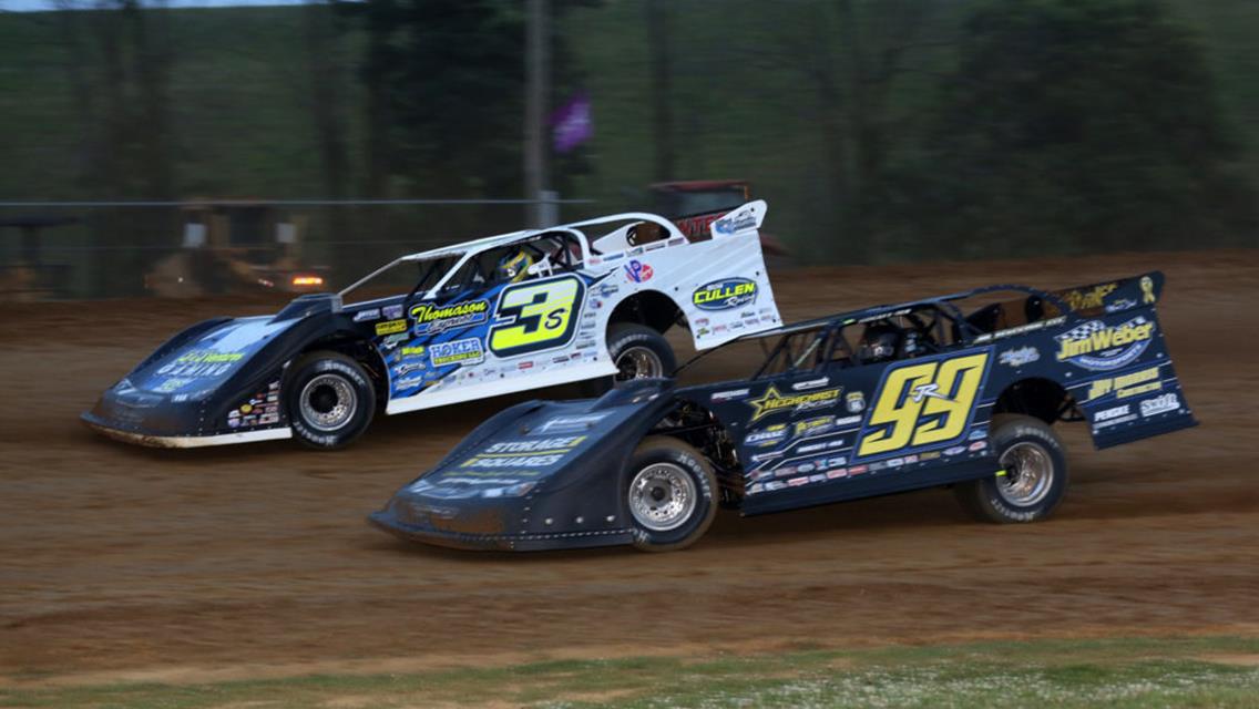 Shirley (3s) racing with Frank Heckenast Jr. (99jr) at Brownstown (Terry Page Photo, 2020)