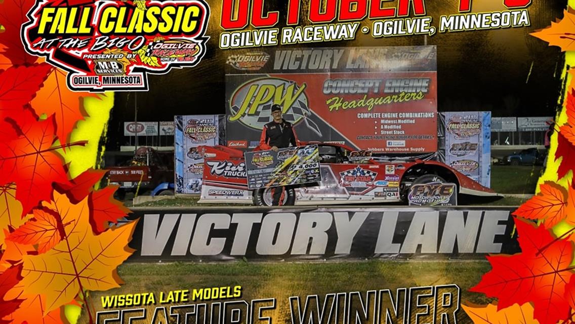 Doar Defies Odds, Wins 6th Straight Fall Classic