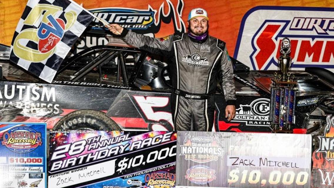 Zack Mitchell in victory lane in Saturday&#39;s Birthday Race at Oakshade Raceway.