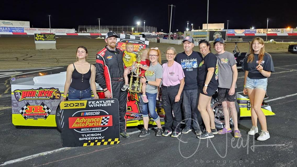 Jake O&#39;Neil eighth in Modified World Championship; Nick O&#39;Neil grabs checkered flag at Tucson