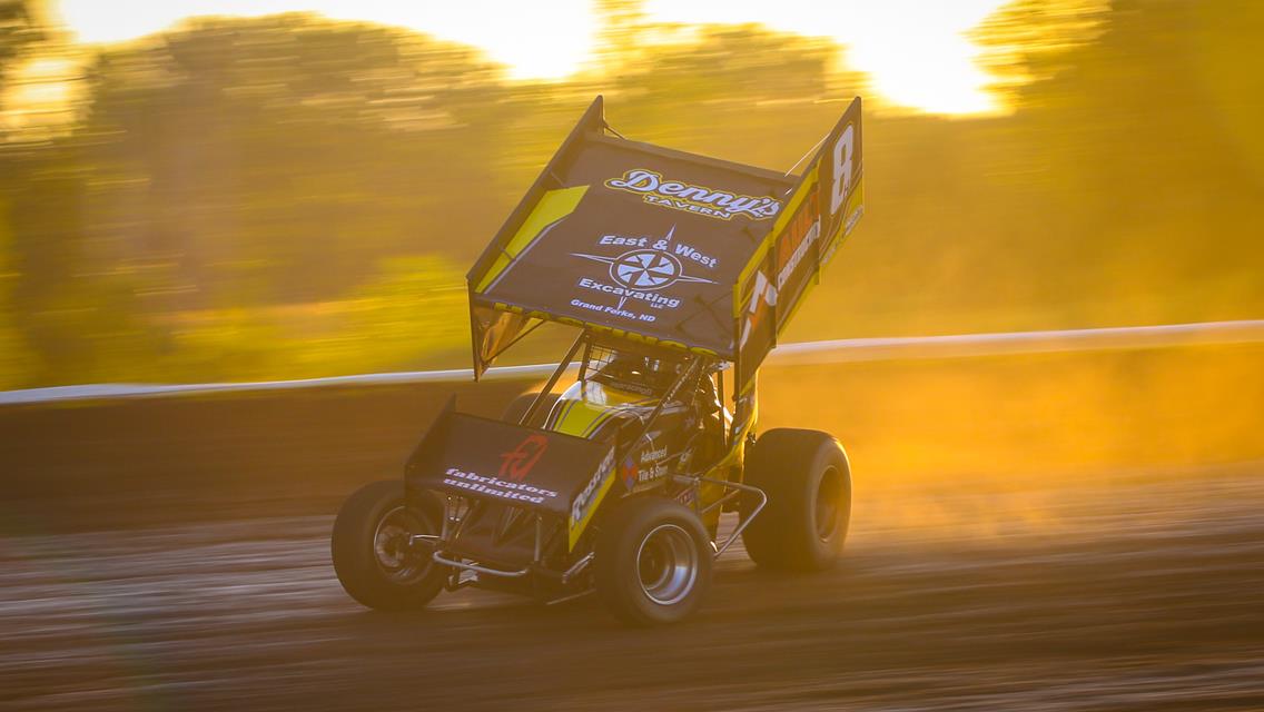 Nick Omdahl wins NOSA Sprint Car special at Norman County Raceway