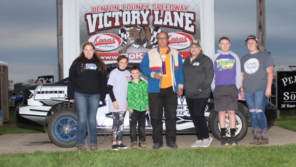 Murty, Thornton, Olson race to opening night wins at The Bullring