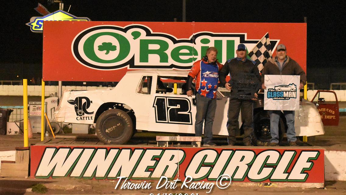 Smith, Quiring and Weve nab weekly racing series wins