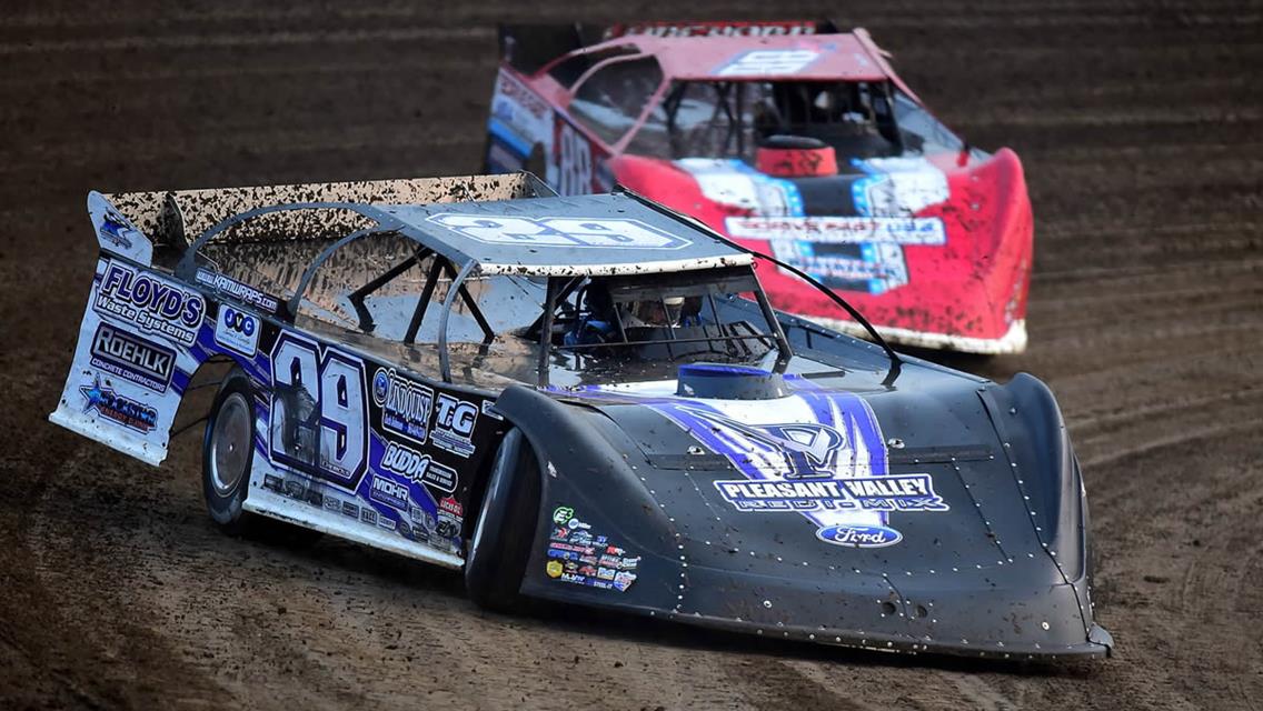 Diercks competes in Late Model at Peoria Speedway