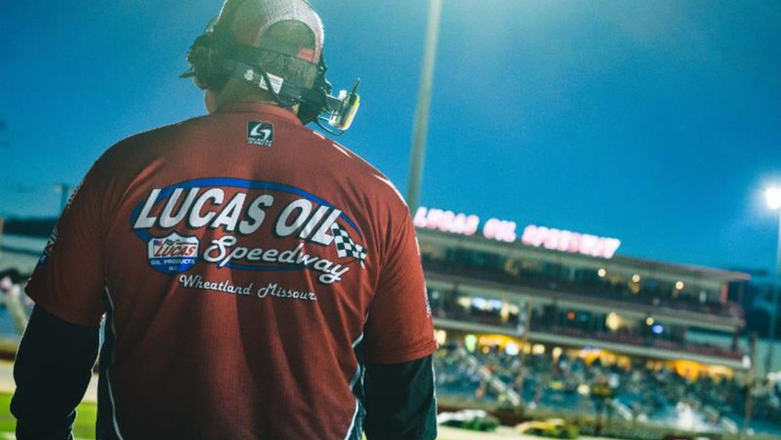 Lucas Oil Speedway looking for flagman, Jumbo-Tron operator, hand scorer for 2020 season