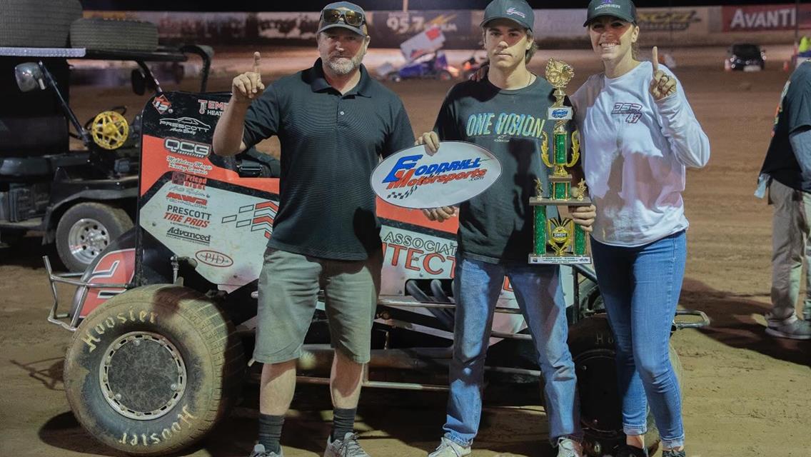 Dayton Shelton &amp; Travis DeGaton Earn Wins in POWRi SWEM Deuce of Clubs Thunder Raceway Debut
