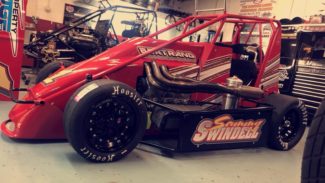 Swindell Racing Pavement Midget in Massachusetts and Sprint Car at Knoxville This Week