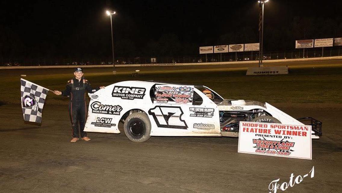Parker Price scored a Sportsman Modified win at Magnolia Motor Speedway on Saturday, August 23.