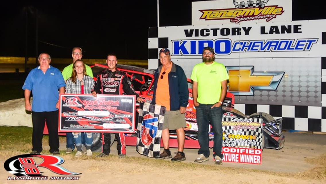 &quot;Super Fan&quot; Joseph Scholtisek Modified Special Returns to Ransomville