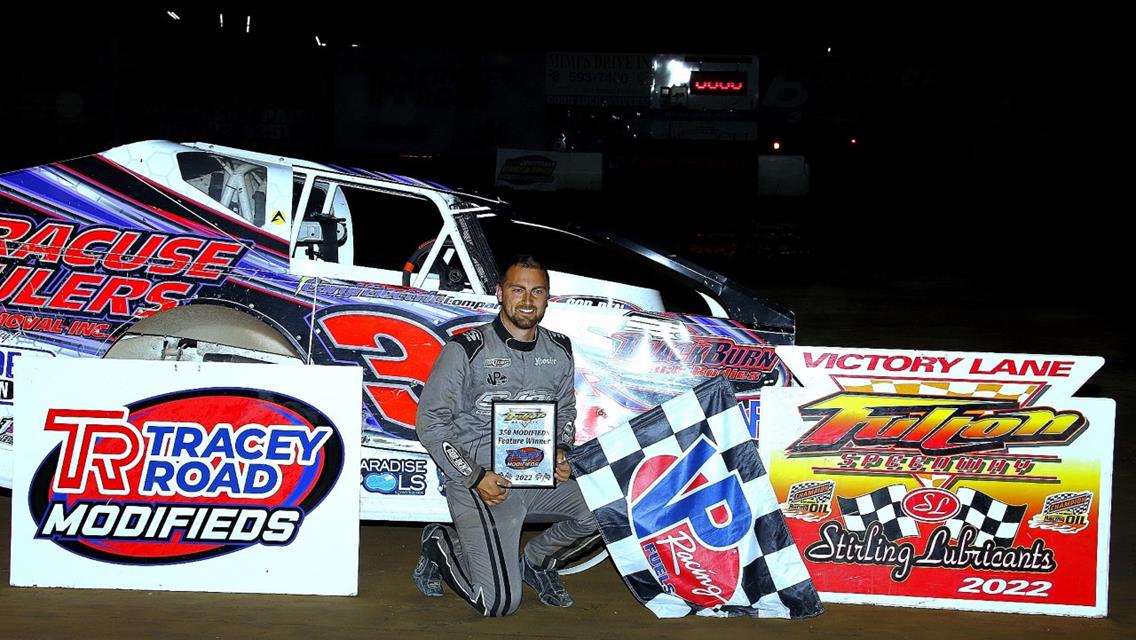 Ronnie Davis III Stays in Title Hunt After Fulton Speedway Modified Win