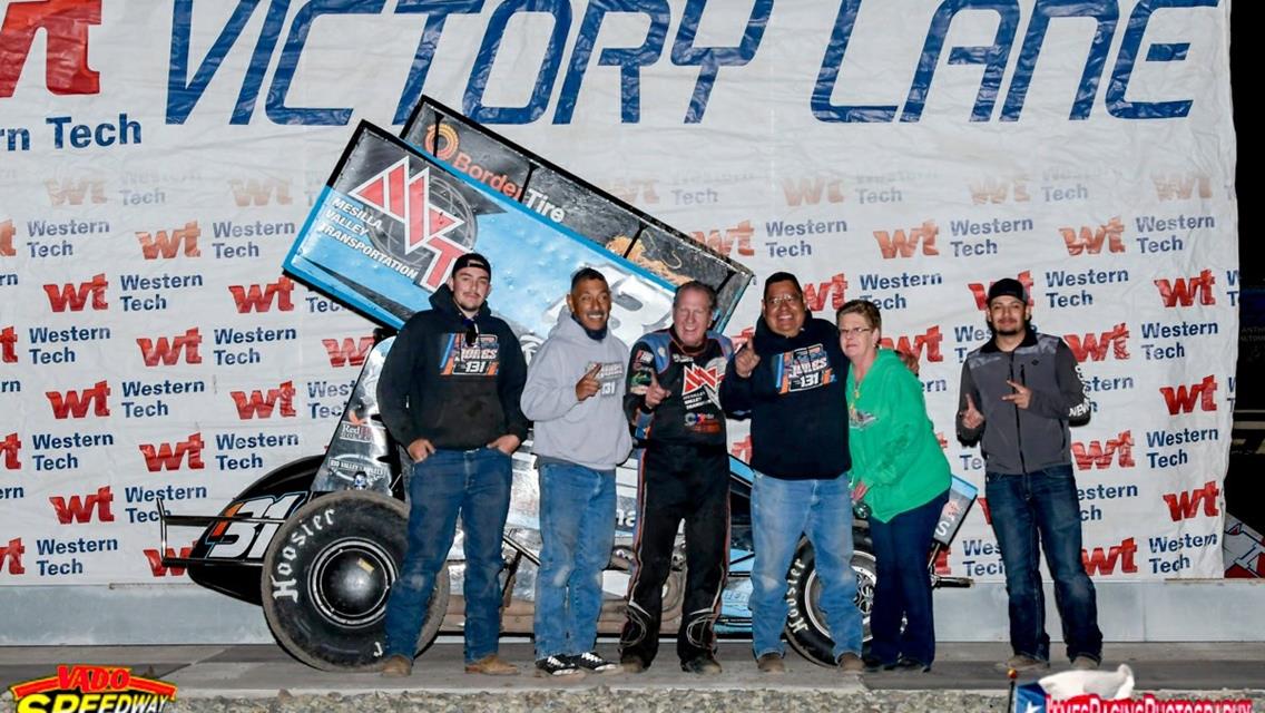 Royal Jones Earns POWRi Vado 305 Sprint Season Opener