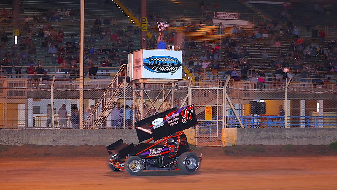 Herbert Returns to Glory with Emotional URSS Victory at SaltCity Racing