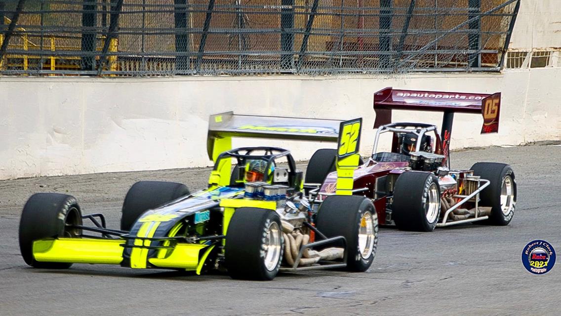 Burke&#39;s Do It Best Home Centers and Compass Credit Union Present Novelis Supermodified Twin 35&#39;s, Return of Pathfinder Bank SBS and J&amp;S Paving 350 Sup