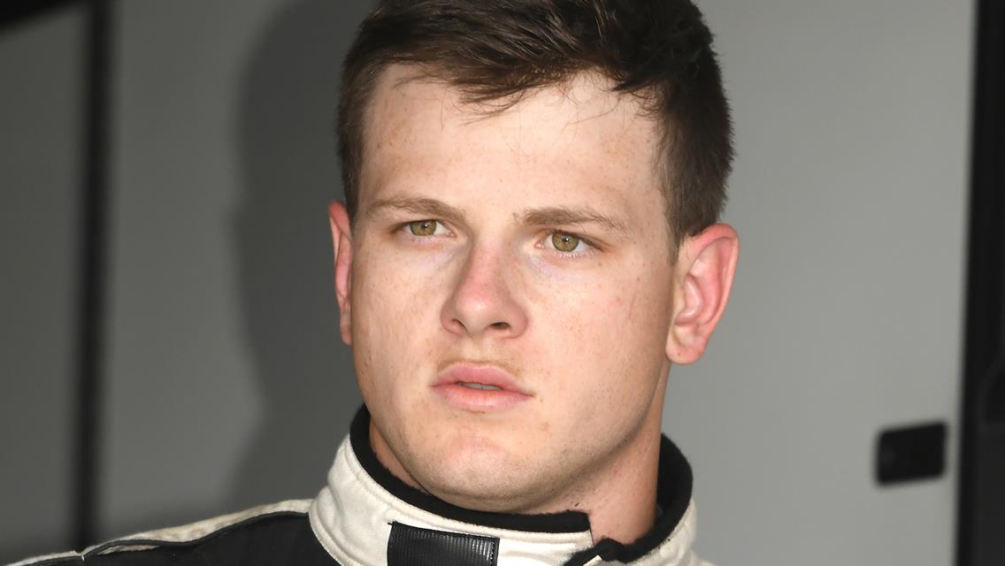 MOM &amp; POP SHOP: Danny Sams III Living High Limit Dreams with Parents at his Side in 2025