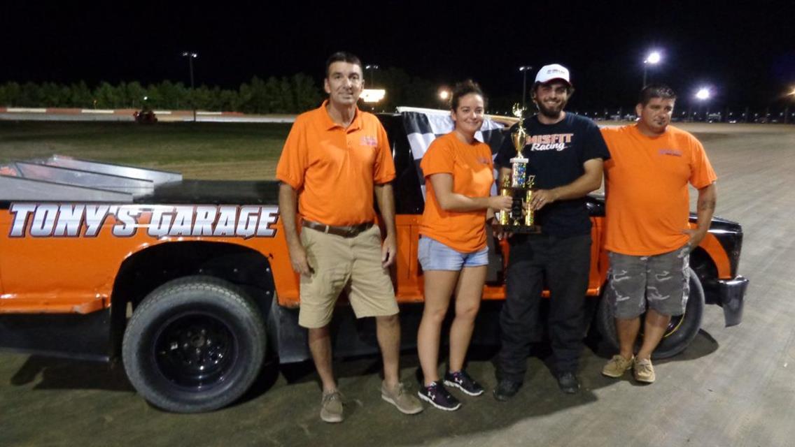 DAVID SMITH HOLDS OFF BROTHER ROBERT TO WIN IN TRUCKS