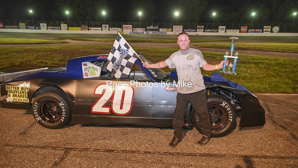 Corrigan Oil Speedway Beats Mother Nature for Autograph Night Presented By Shaheen Chevrolet Cadillac of Lansing, MI!