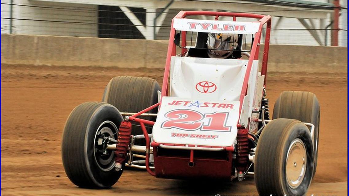 Team 6R kicked-off the 2011 USAC Silver Crown season with the &quot;Hoosier 100&quot; at the Indy State Fairgrounds. Photo of Team 6R&#39;s Brian Tyler, #21. Credit: www.manvelmotorsports.com