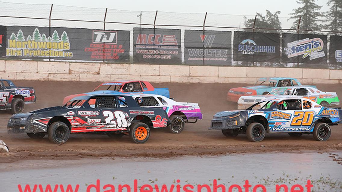 SCHEFFLER SHREDS OUTAGAMIE LATE MODEL FOES