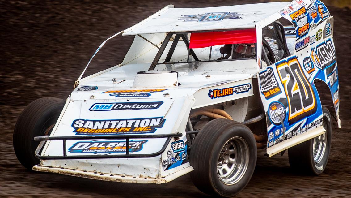 Rodney Sanders slides through the turn during the USMTS Spring Classic at Hamilton County Speedway. USMTS Photo)