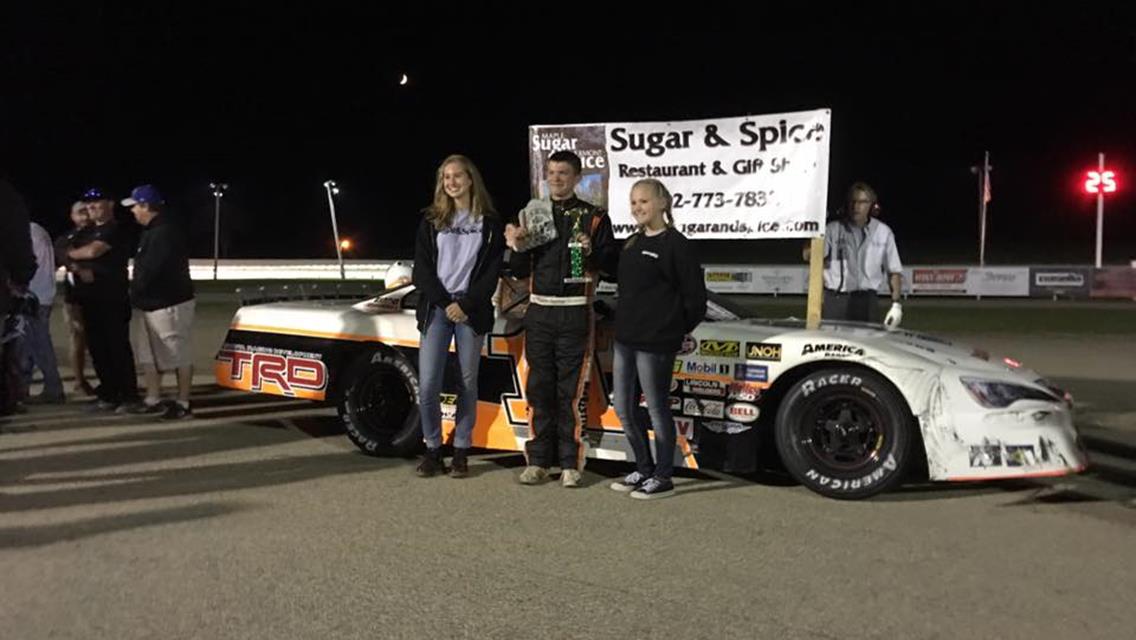 Hallstrom Earns Rookie of the Year Award and Championship Runner Up at Devil’s Bowl Speedway