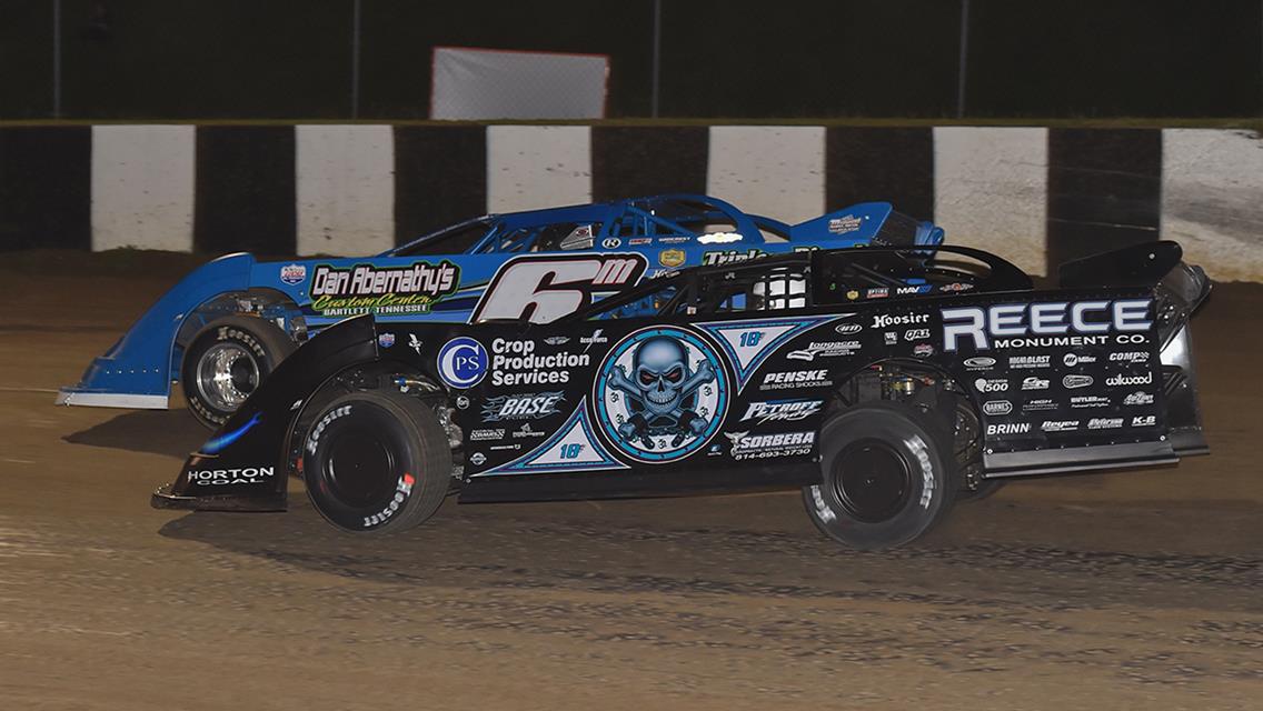 Wallace and Bloomquist on Bad Boy 98 Front Row