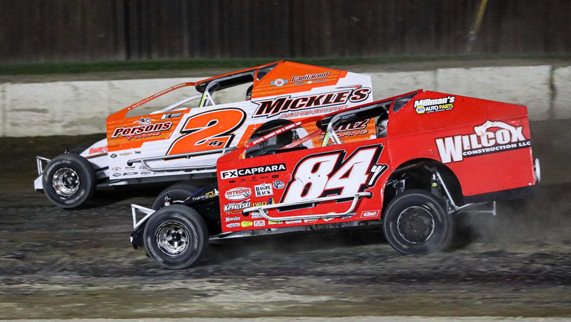 BENJAMIN MOORE PAINTS PRESENTS “CHAMPIONSHIP NIGHT” AT THE FONDA SPEEDWAY THIS SATURDAY, AUGUST 16