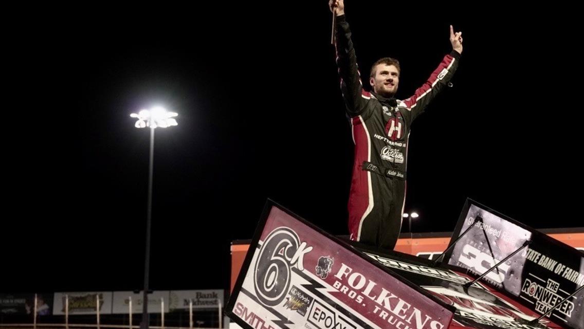 Johnson, Wilke and DeBoer Victorious at Huset’s Speedway on ShopHusets.com Night