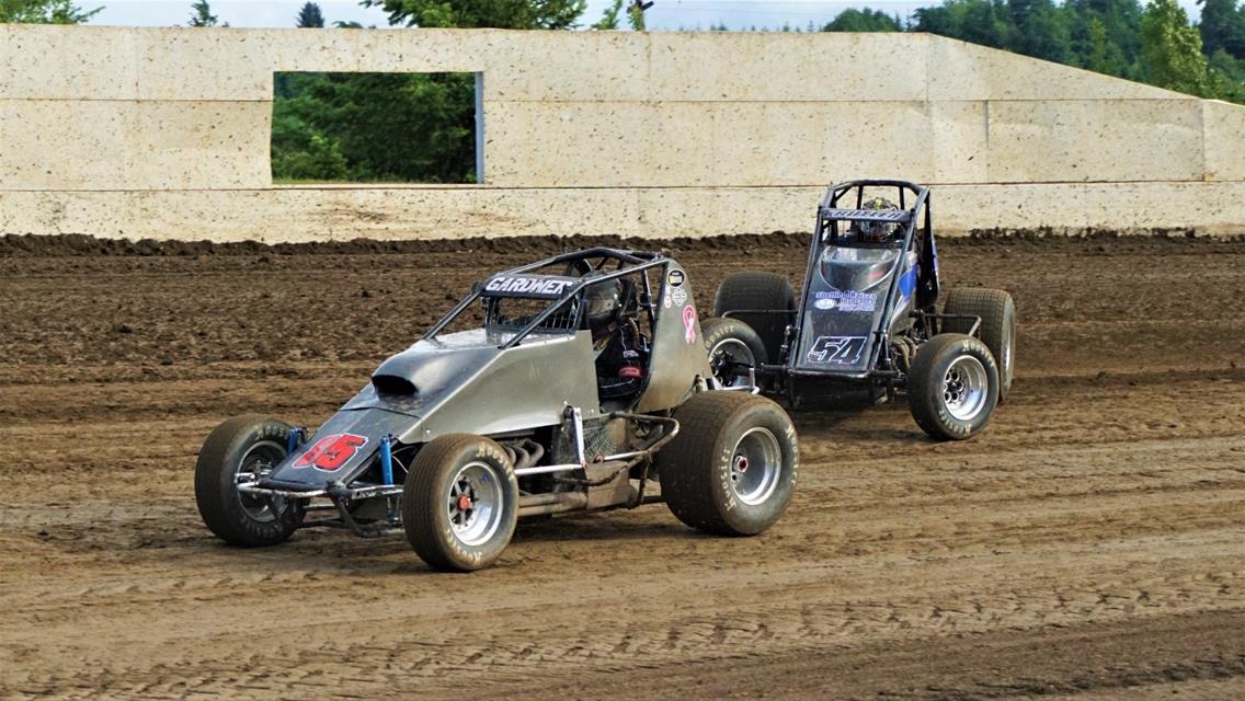 Racing this Saturday! Modern Machinery / WRD Wingless Sprint Shootout Round 3