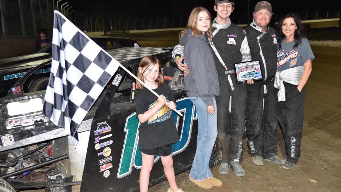 2025 Blake&#39;s Trailer Sales Opening Night Winners